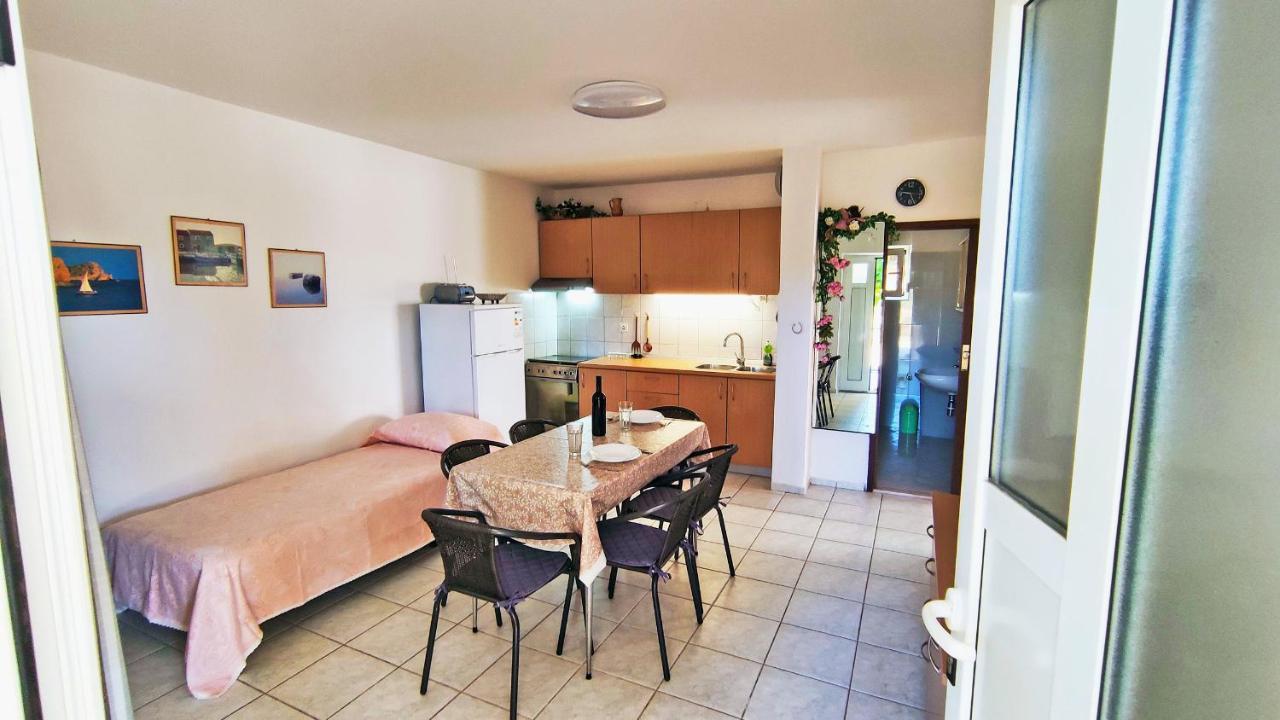 סלינה Apartment Amigo מראה חיצוני תמונה